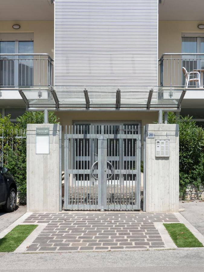 Franci Loft Apartment Pescara Exterior photo